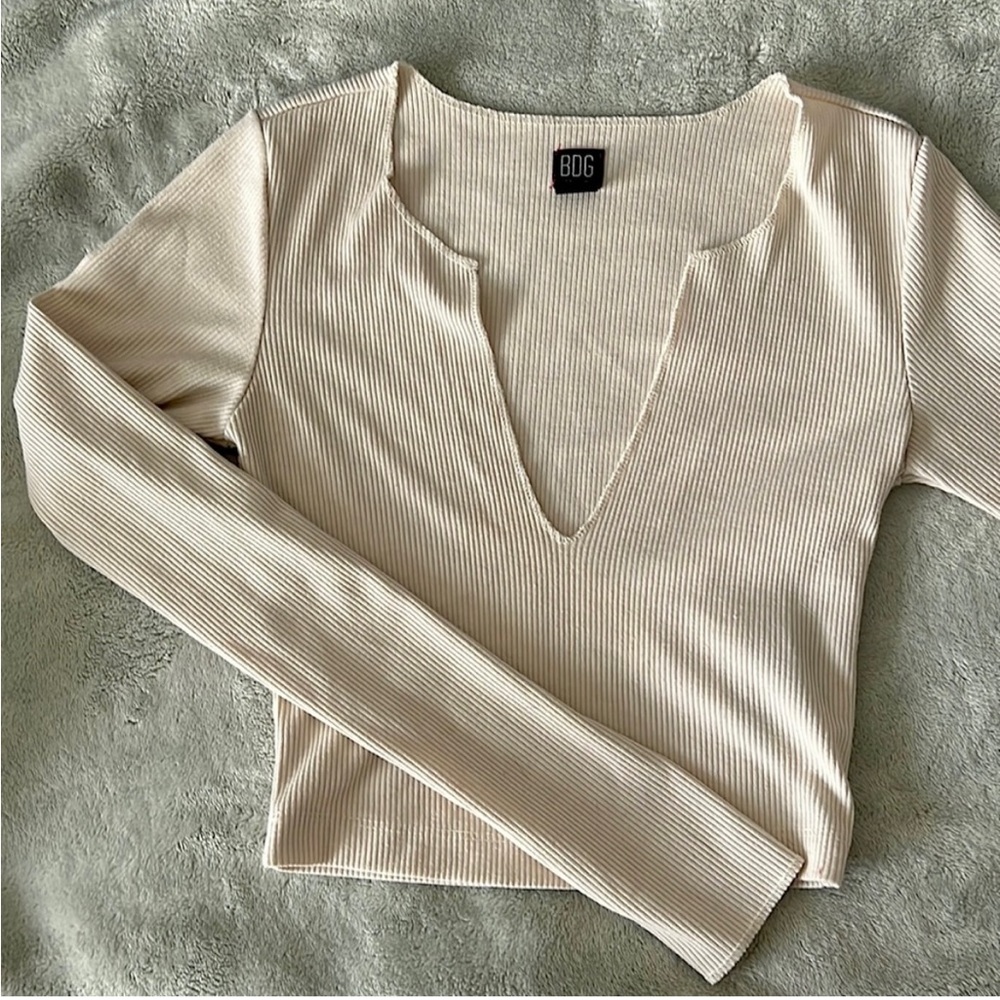 UrbanOutfitters crop